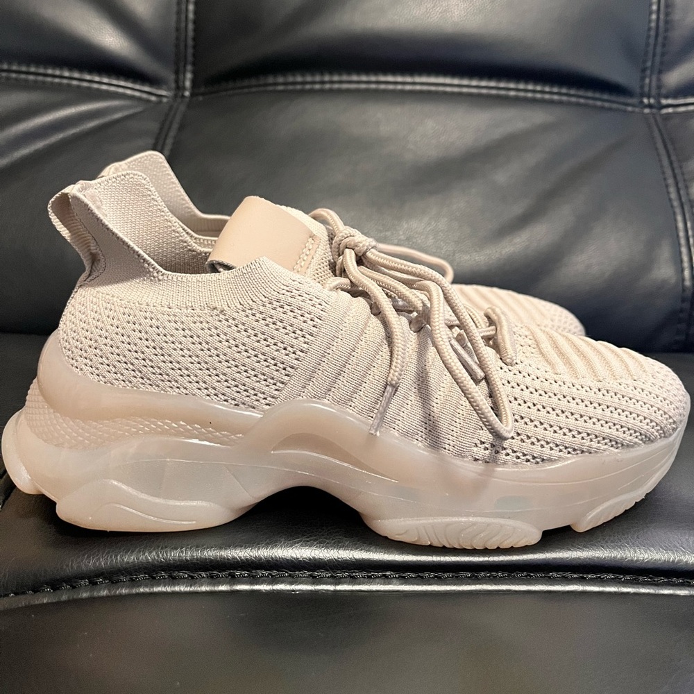 Cream Knit Sneakers with Chunky Midsole